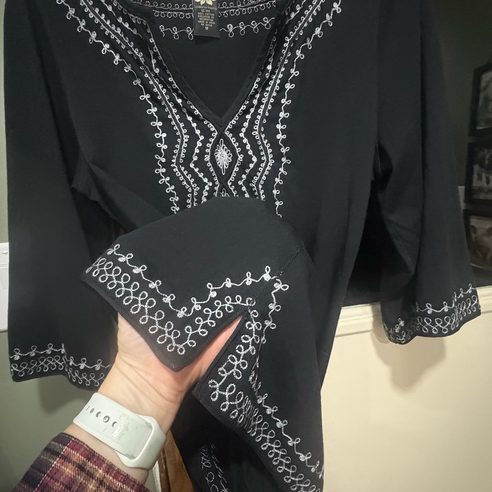 Embroidered Black Women's Top - Picture 4 of 5